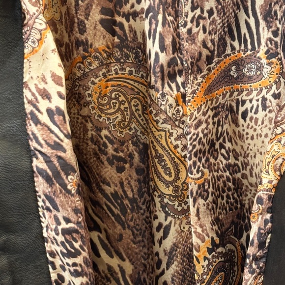 Brown Leather Motorcycle Jacket with Distressed Finish - Picture 5 of 6